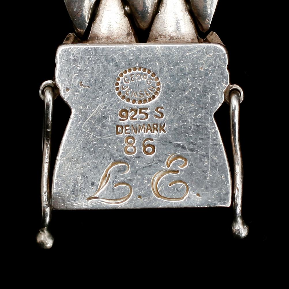 ARMBAND, silver, Georg Jensen, 86, Danmark. Vikt ca 43 g.