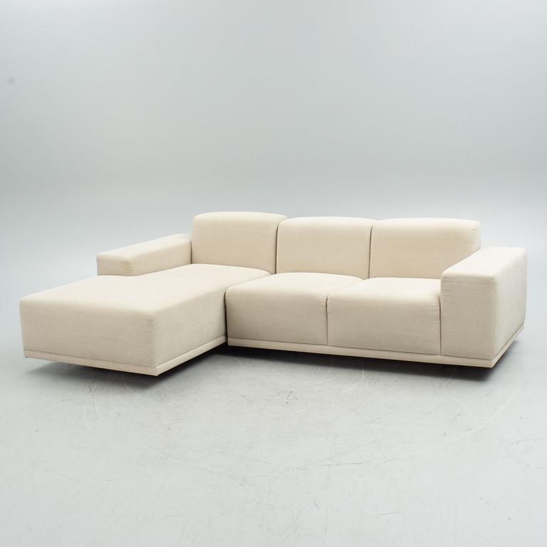 Soffa med divan, Bolia, 2020.