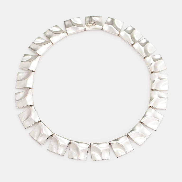 Björn Weckström, A sterling silver neckalce "Galactic peaks". Lapponia 1988.