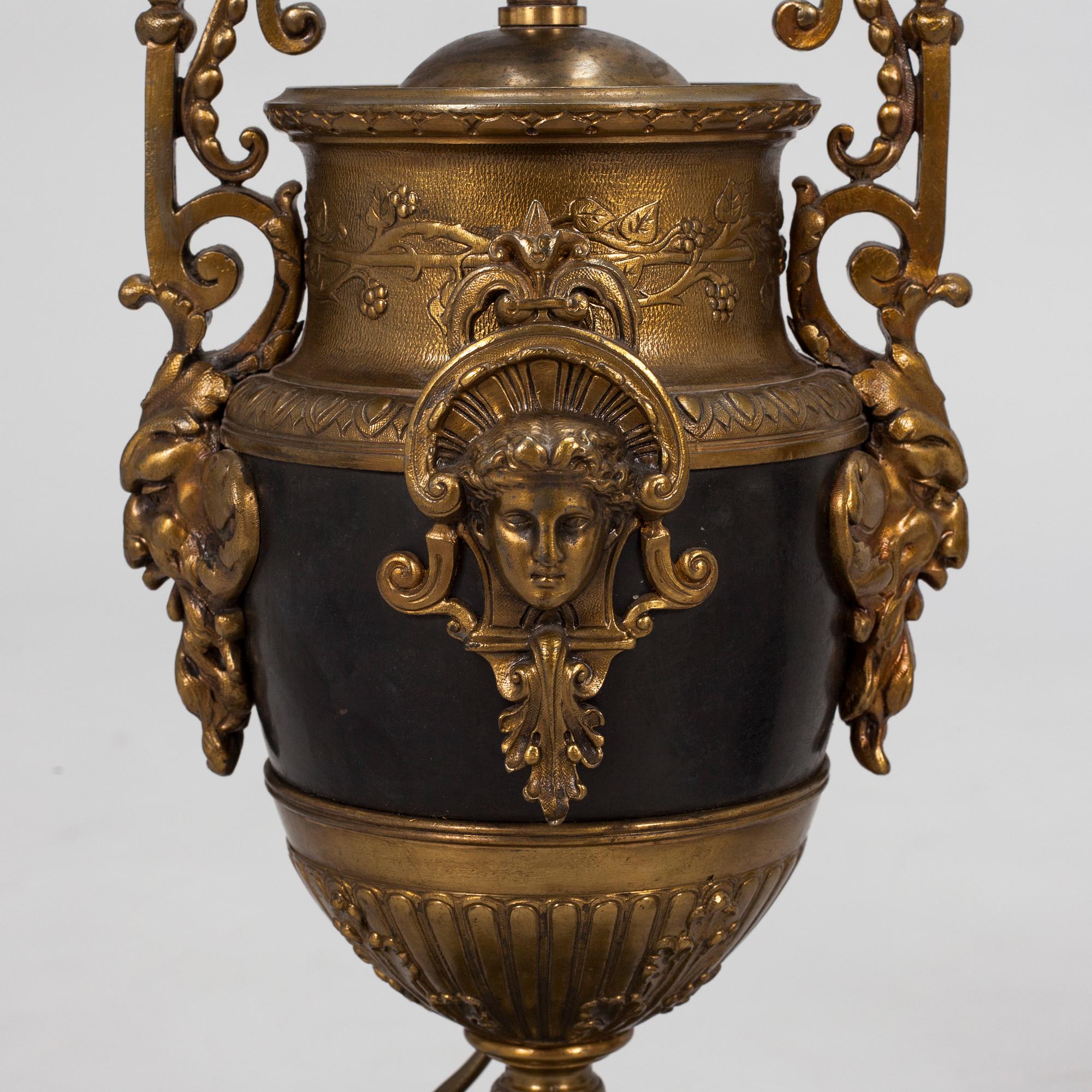 Pair of table lamps, turn of the century 1800/1900.