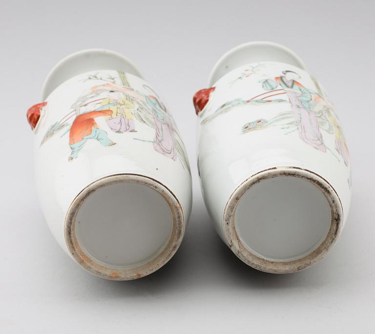 VASER, 1 par, porslin, Kina, 1800-tal.