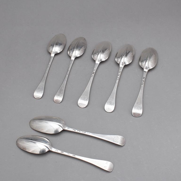 RÅTTSVANSSKEDAR, 4+3, silver, London bla 1730. Tot ca 446 gram.