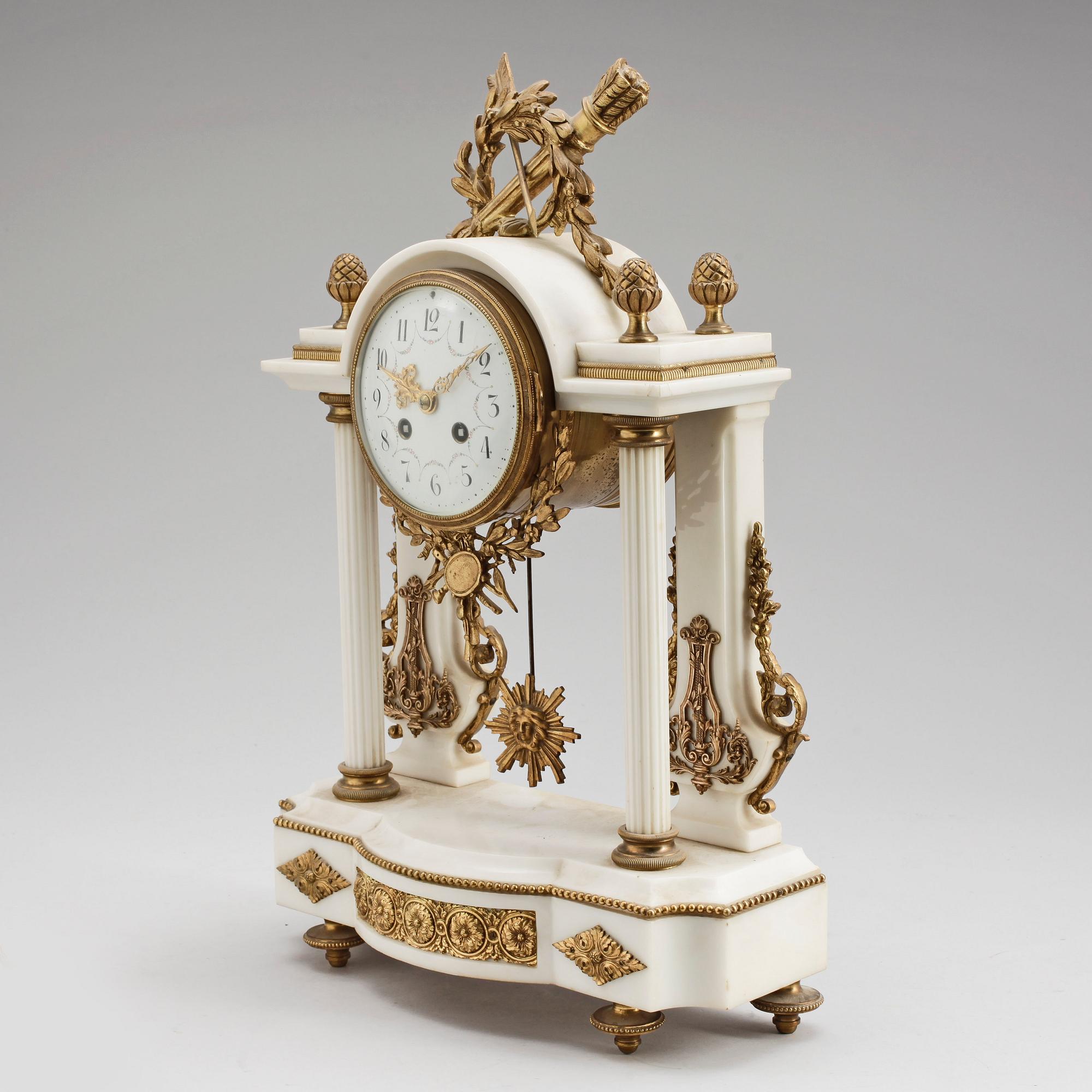 BORDSPENDYL, Louis XVI-stil, 1900-tal.