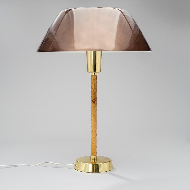 LISA JOHANSSON-PAPE, PÖYTÄVALAISIN "Senator" Orno. Muotoiltu 1947.