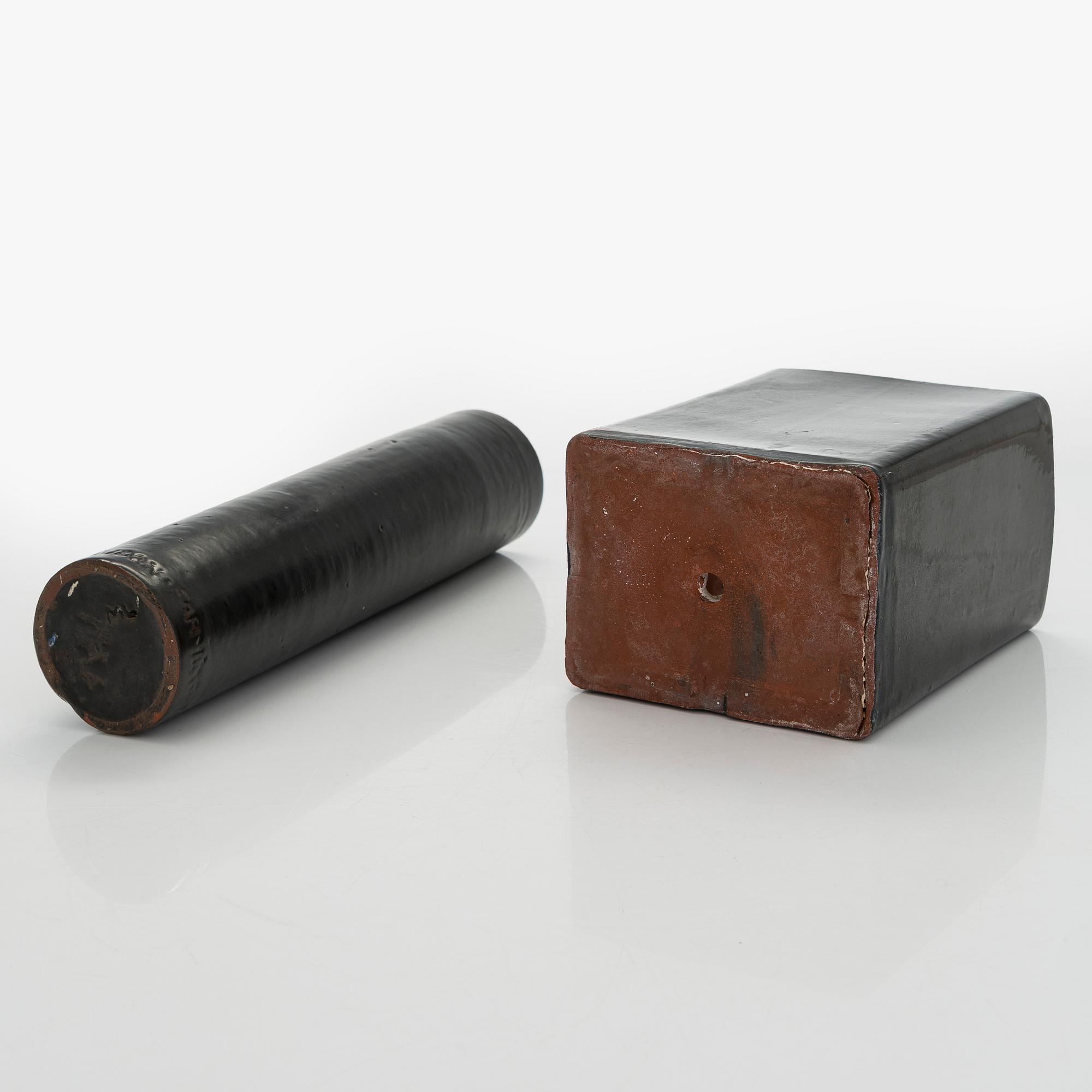 Marita Lybeck, two mid-20th century vases 'Milano' and '901', Oy Kera Ab.