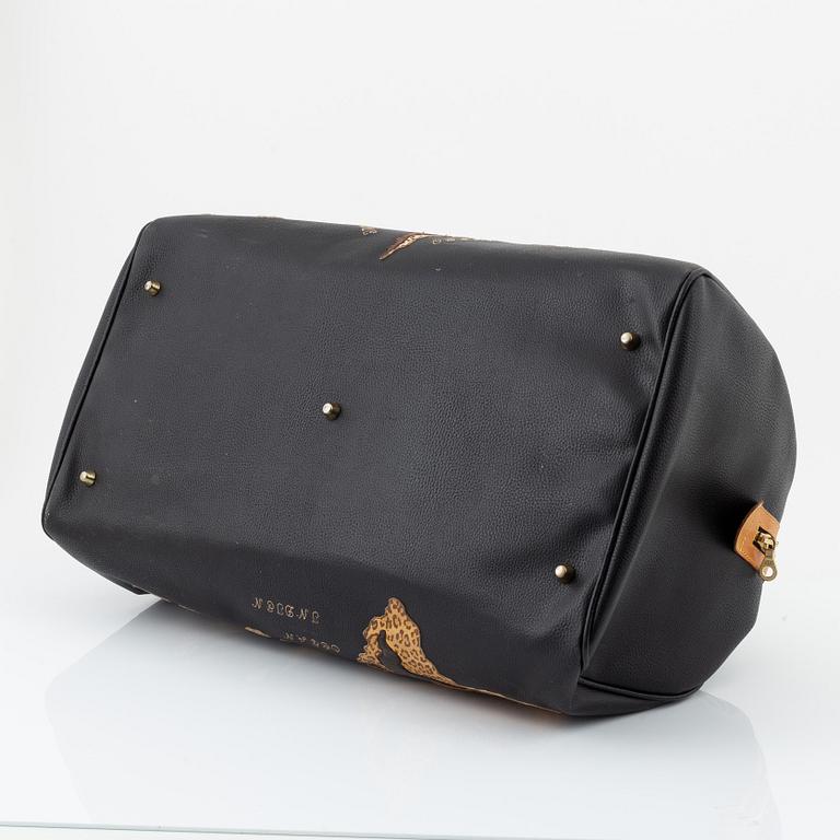 Jean Claude Jitrois, a leather weekend bag.