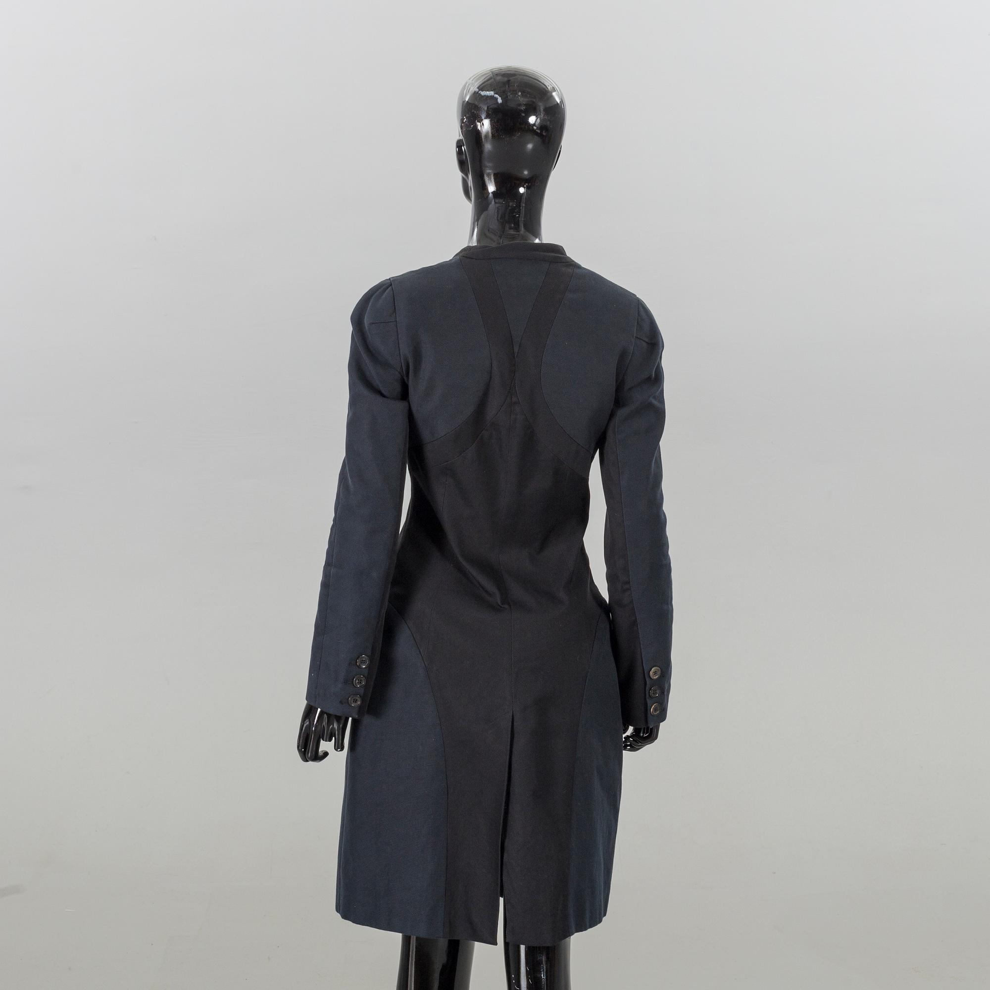 A McQ (Alexander McQueen) COAT. It size 42.