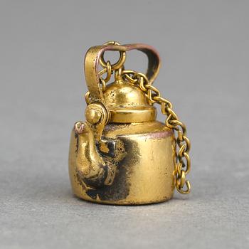 KAFFEKANNA I MINIATYR, gesällarbete, förgylld koppar, 1 daler, 17-1800-tal.