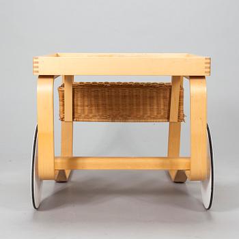 Alvar Aalto, serveringsvagn, modell 900, Artek.