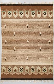 A 1930s Finnish flat weave carpet. Circa 275 x 190 cm.