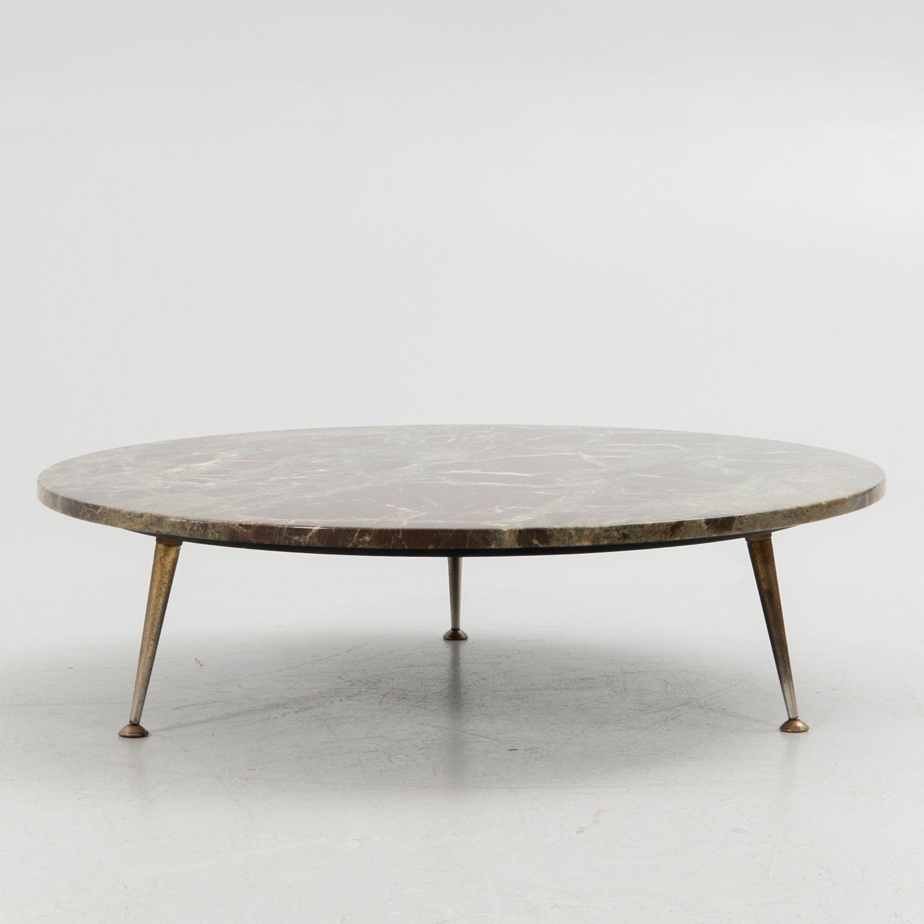 Coffee table, second half of the 20th century.