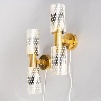 Harald Notini, a pair of wall lamps model "8820", Arvid Böhlmarks Lampfabrik, Stockholm, 1940s-50s.