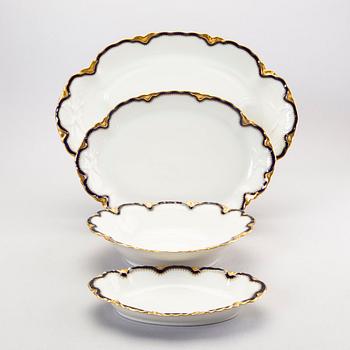 A 122 pcs of Limoges porcelain dinner service.