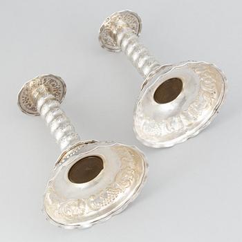 A pair of swedish baroque style silver candlesticks, Tesi, Gothenburg 1948.