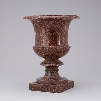 URNA. Älvdalen, 1800-talets första hälft. Empire.
