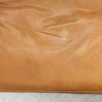 Børge Mogensen, a model 2213 sofa, Fredericia Stolefabrik, Denmark.