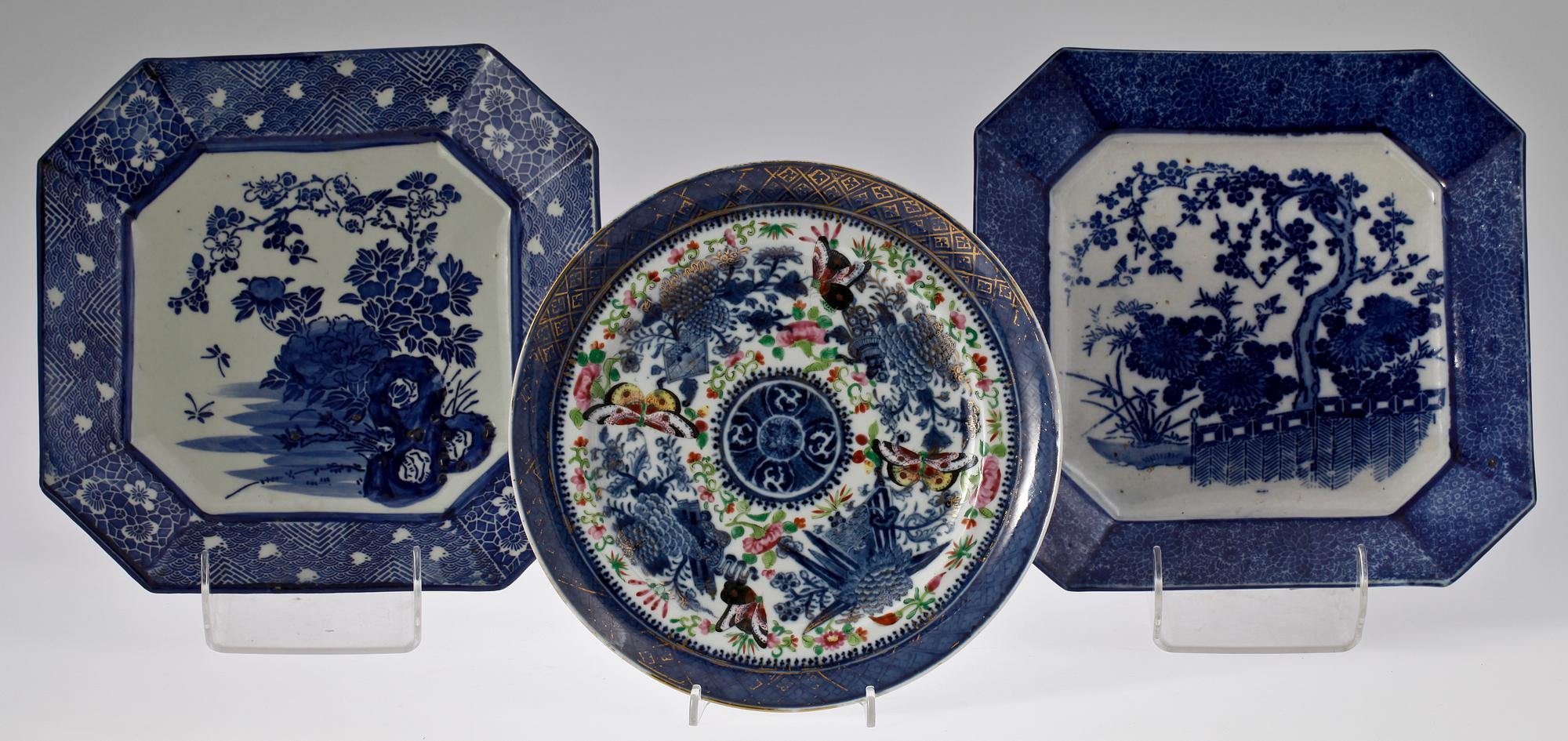 FAT 2 st, SAMT TALLRIK, porslin, Japan resp. Kina 1800-tal.
