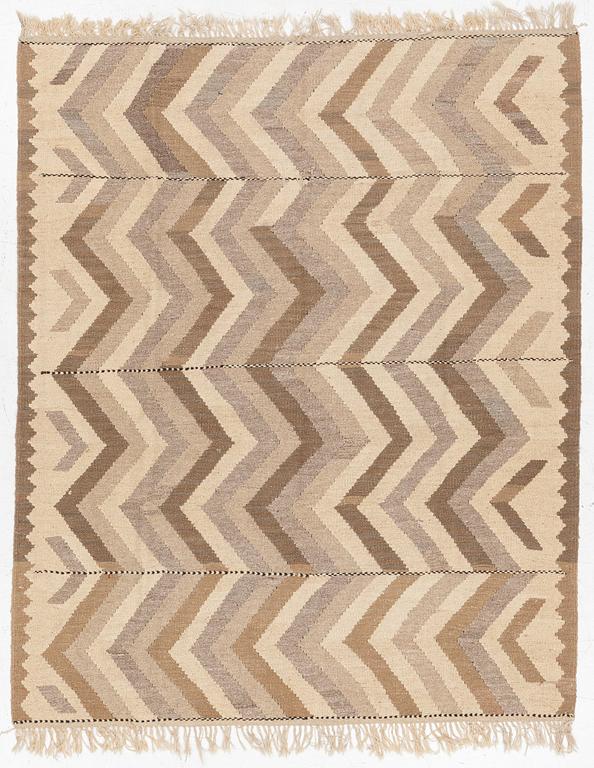 A Kelim rug, c. 229 x 187 cm.