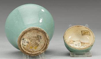 A green glazed soft Chun yao jar with cover, Qing dynasty, Qianlong (1736-95).