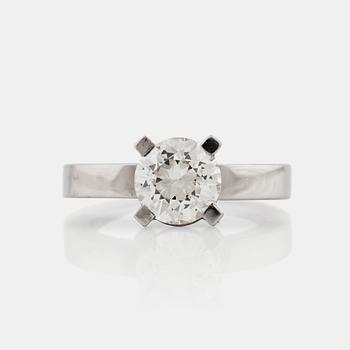 A circa 1.75 ct brilliant cut diamond ring. Quality circa I-J/VS.