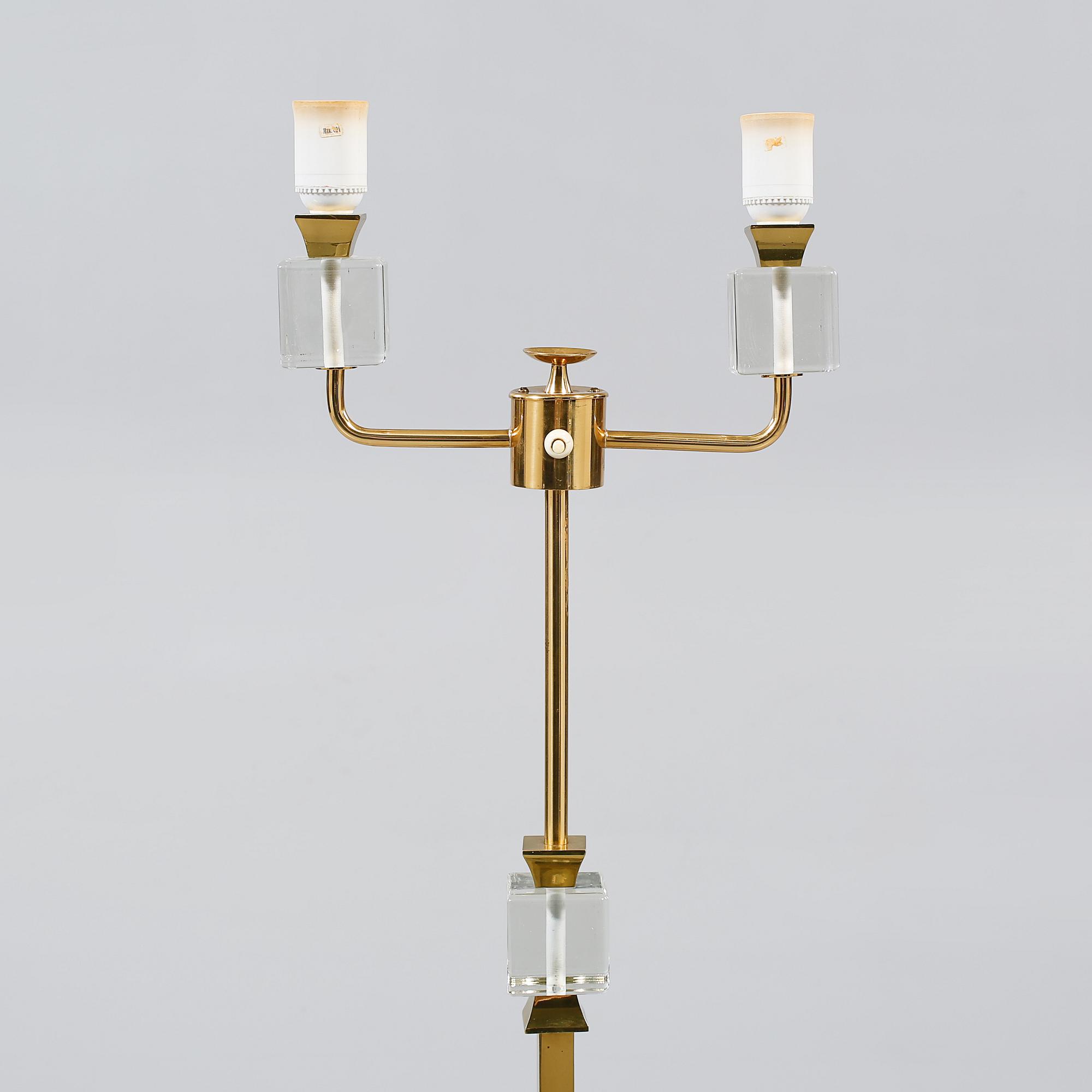 GOLVLAMPA, Malmö metallvarufabrik, 1900-talets andra hälft.