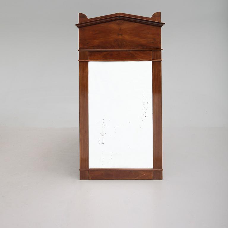 SPEGEL, Karl Johanstil, 1800-talets andra hälft.