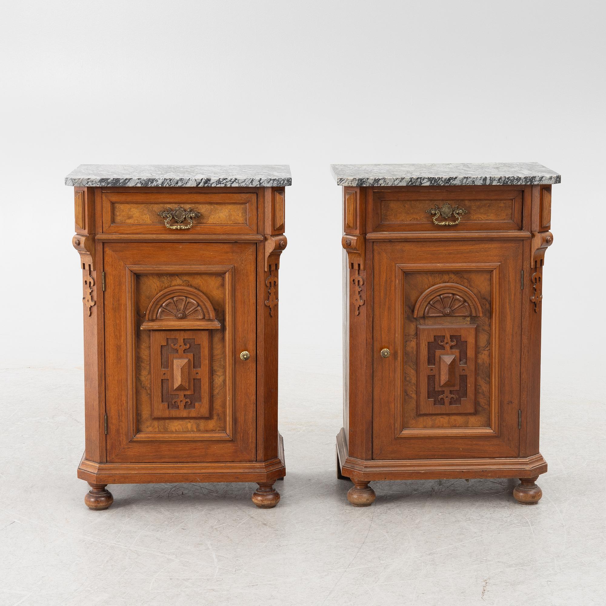 Bedside tables/cabinets, a pair, Neo-Renaissance, late 19th century.