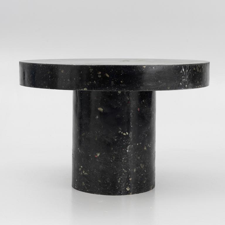 Gustaf Westman, matbord, "Linn Innovation Table", Swedish Stockings, 2025.