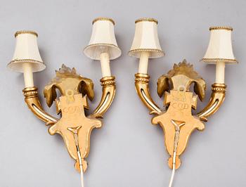 VÄGGLAMPETTER, ett par, 1900-talets andra hälft.