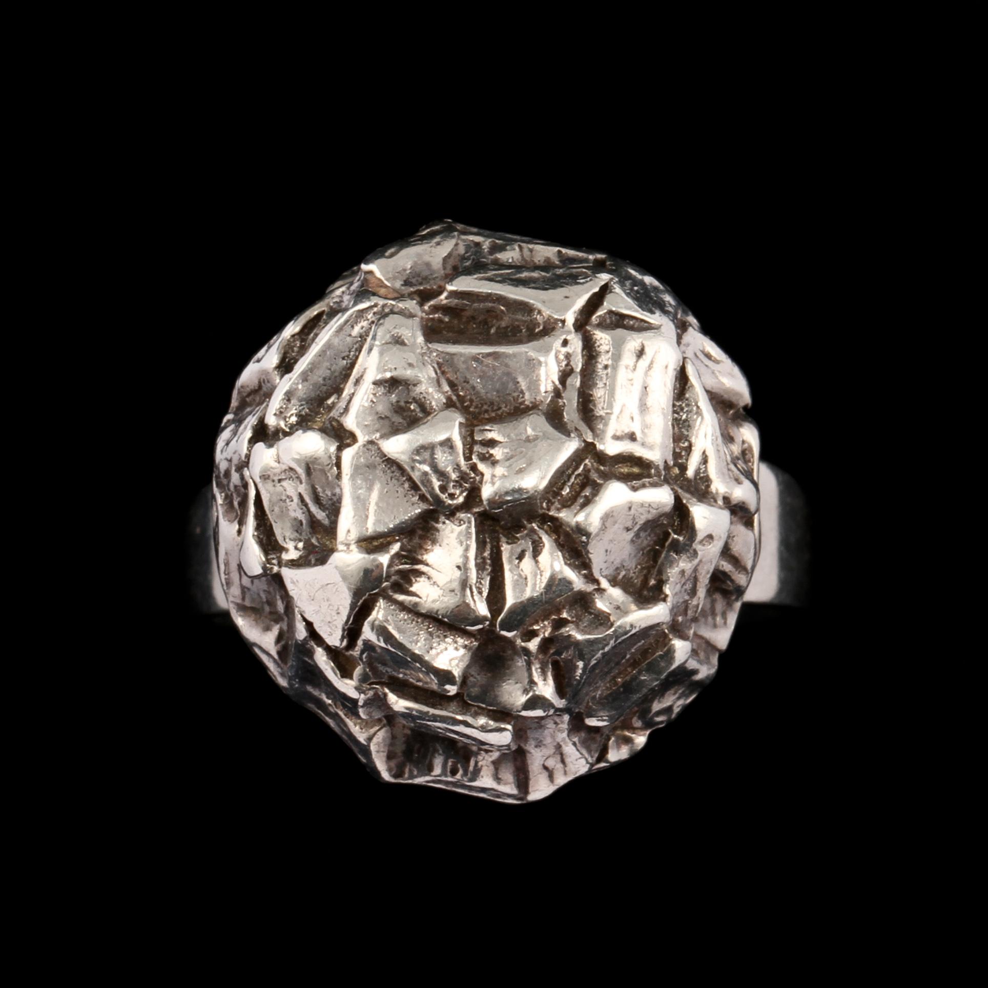 RING, sterlingsilver, Bengt Hallberg, Köping, 1971. Vikt 9 g.