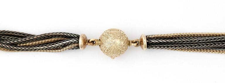 COLLIER, Ole Lynggaard, 14k guld och silver.