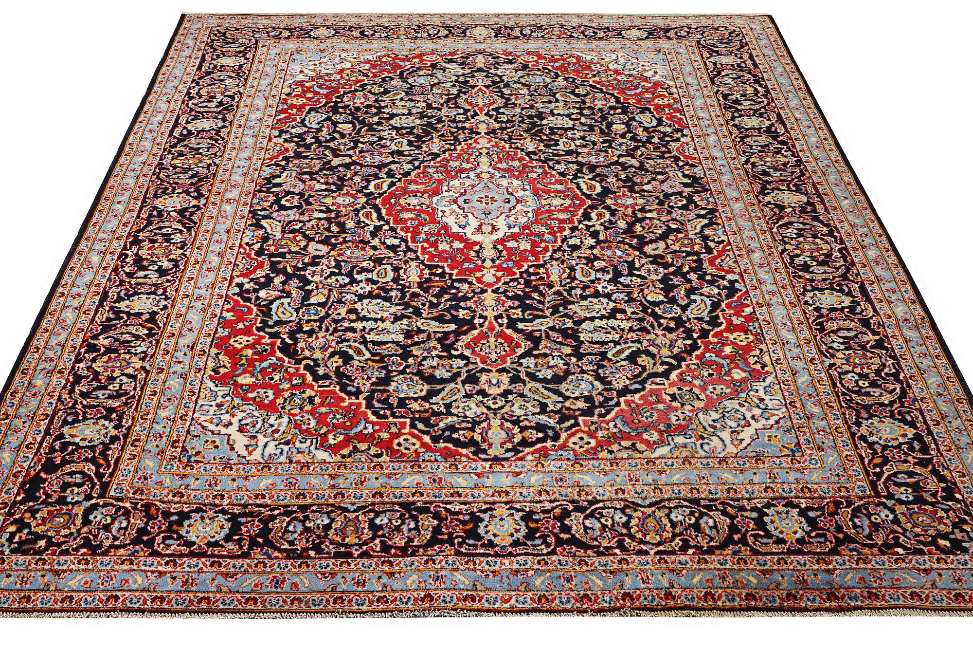 Matta, Keshan, ca. 343 x 254 cm.