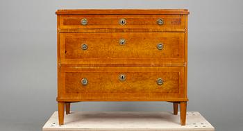 BYRÅ, gustaviansk stil, 1800-talets mitt.