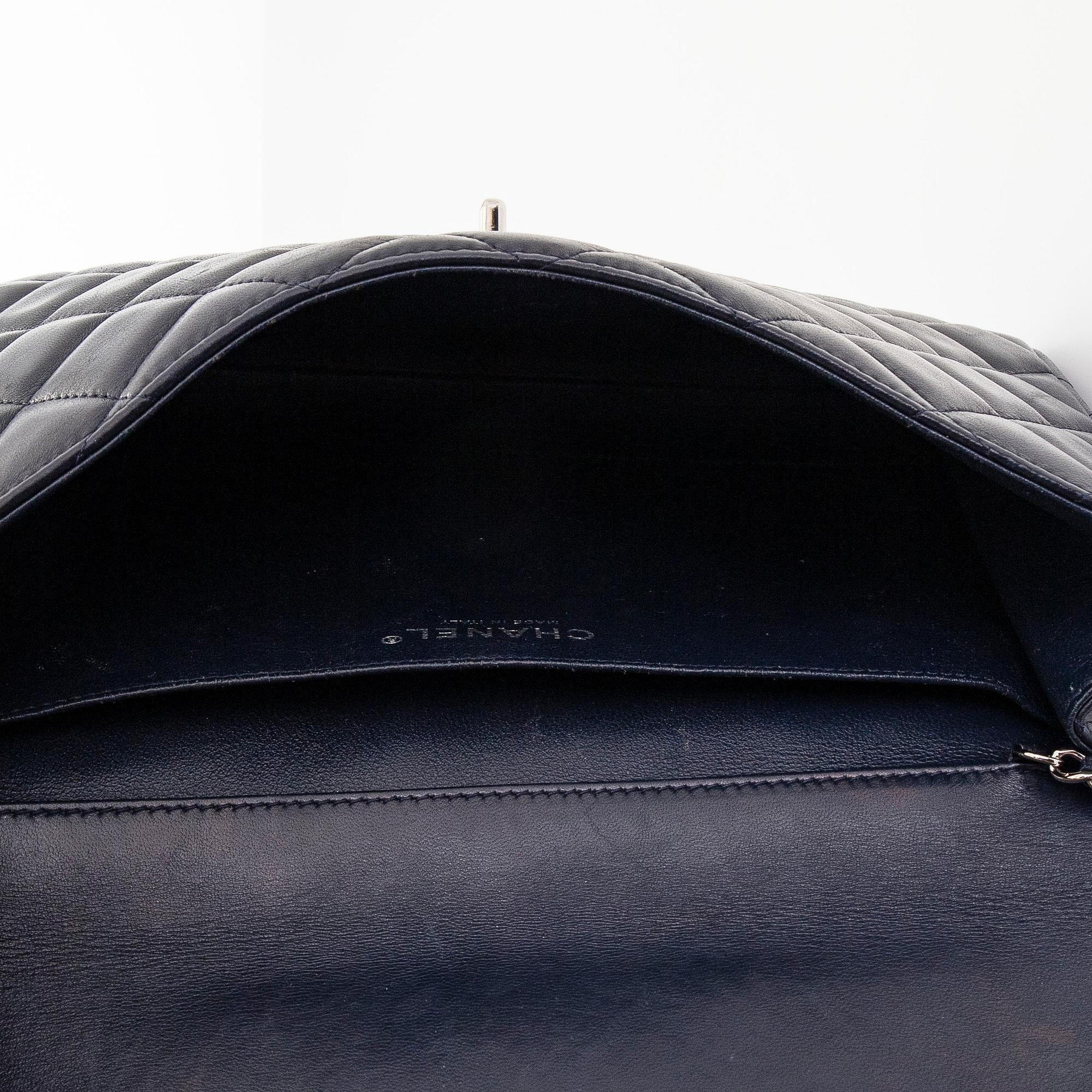 Chanel, laukku "Jumbo clutch"  2013-2014.