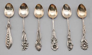BESTICK, 41 delar, silver, olika modeller, svenska stämplar 1950-60-tal. Vikt ca 580 gram.