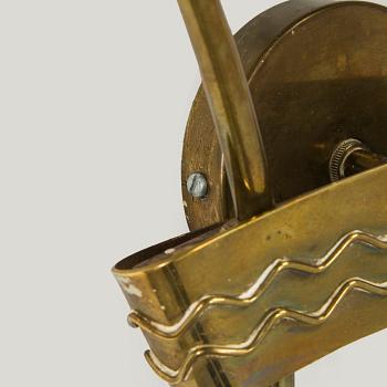 Paavo Tynell, A mid-20th century made to order wall light for Taito.