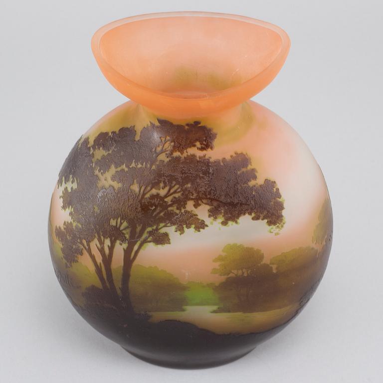 EMILE GALLÉ, an art nouveau glass vase signed Gallé, early 20th century.