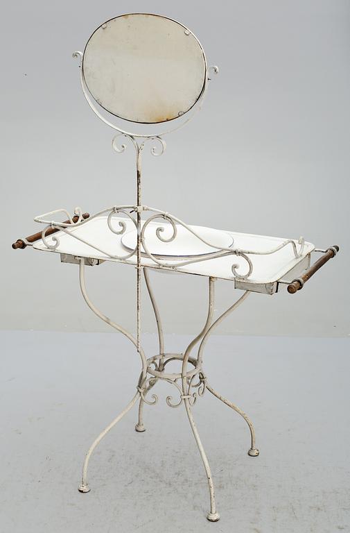 TOALETTBORD, 1900-tal.