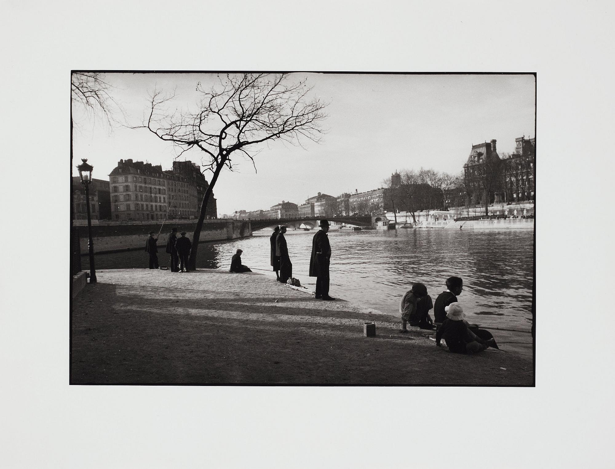 Gisèle Freund, "Ile Saint Louis, Paris, 1933".