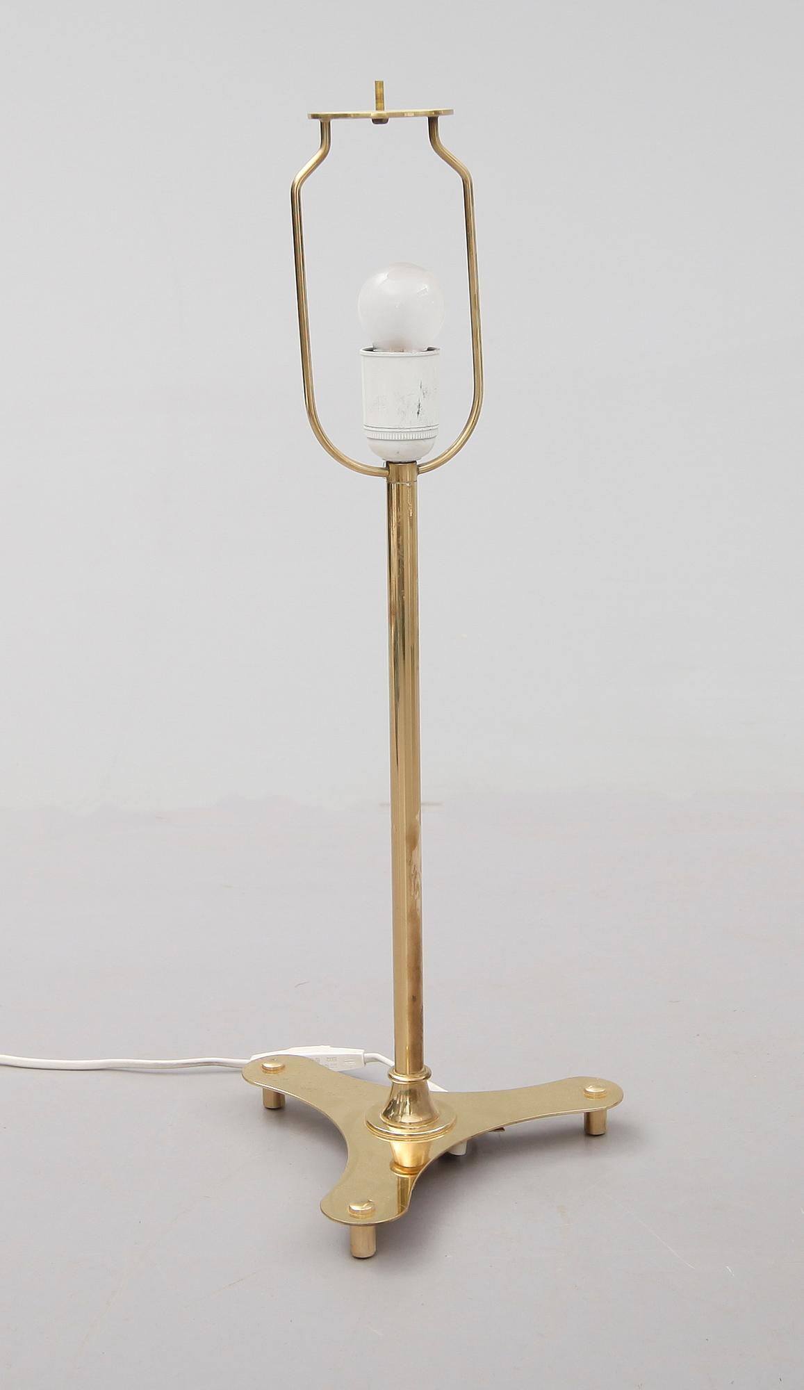 BORDSLAMPA, modell 2467/2, Josef Frank, Firma Svenskt Tenn.