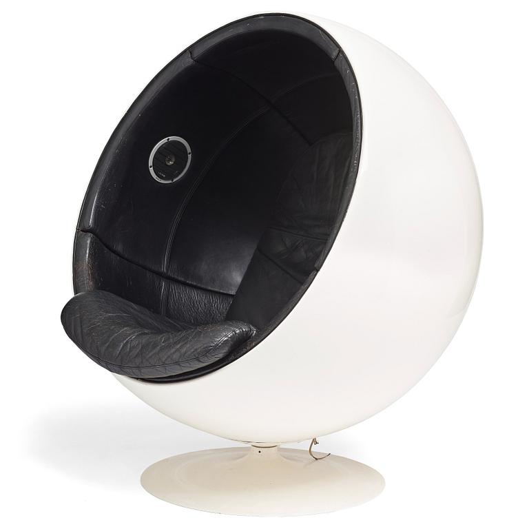 Eero Aarnio, a 'Ball chair', Asko International, 1960-70s.