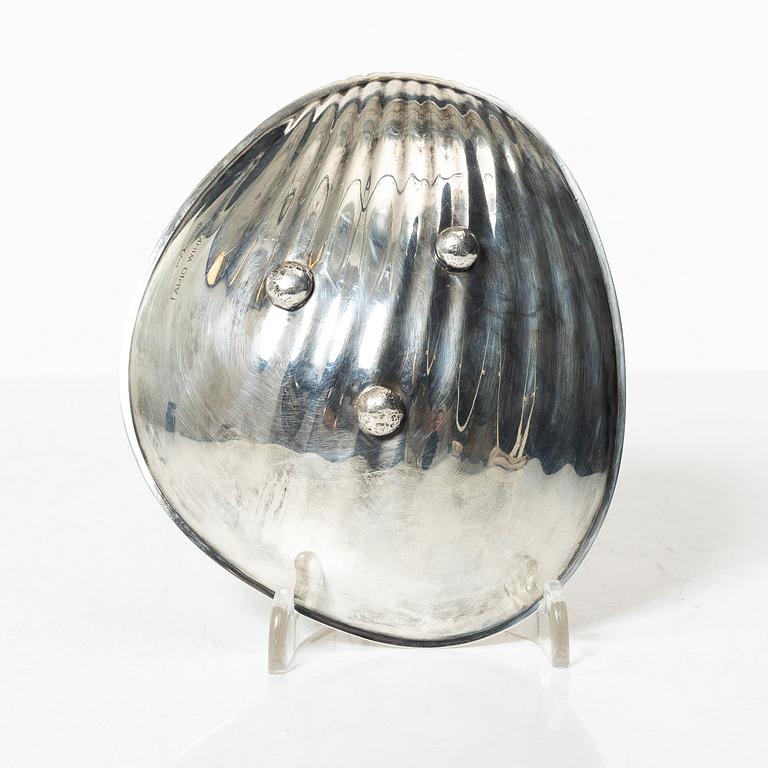 Tapio Wirkkala, a silver bowl, Hopeatehdas Oy Helsinki 1960.