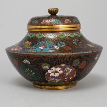A Japanese cloisonne jar with cover, 20th Century.
