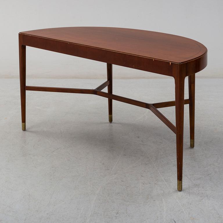 A mid 20th century table.