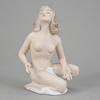 FIGURIN, porslin. Wallendorf, Tyskland, efter 1963.