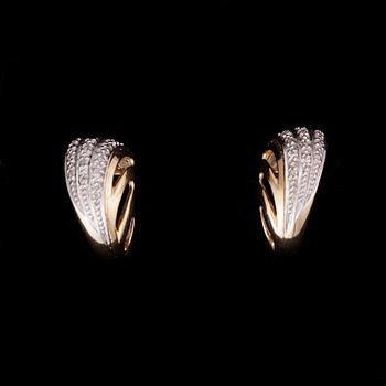 ÖRHÄNGEN, 14K guld, diamanter. Vikt ca 3,5 g.