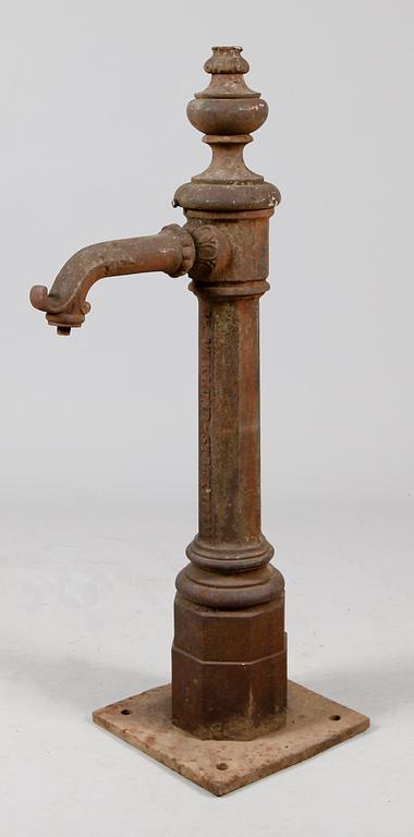 PUMP, gjutjärn, W Wiklund Stockholm, 1900-talets första hälft.