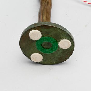 FIGURIN, mongramsignerad (?), jugend, patinerad brons.