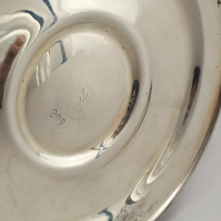 SOCKERSKÅL, silver, empirestil, Carl Gustaf Hallberg, Stockholm, 1910. Vikt 595 g.