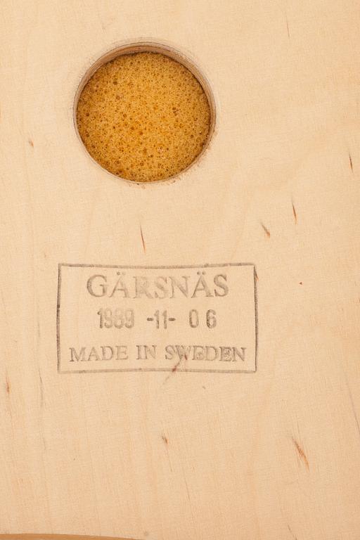 STOLAR samt PALL, 4+1, "S 217", Åke Axelsson, Gärsnäs, 1989.